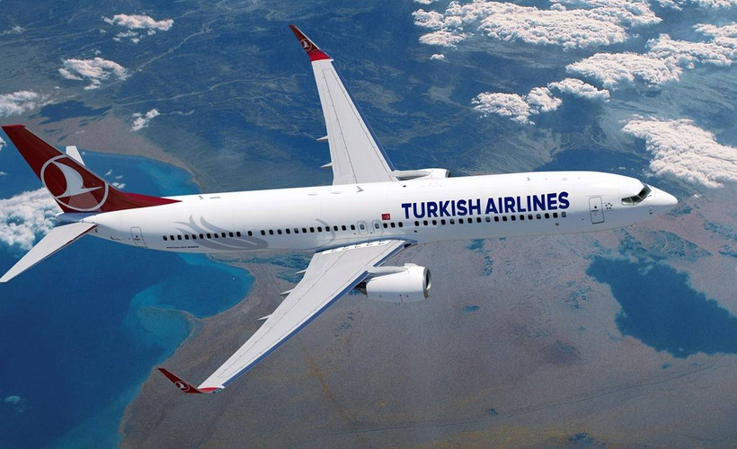 Yıldırım isabet etti, Diyarbakır uçağı geri döndü
