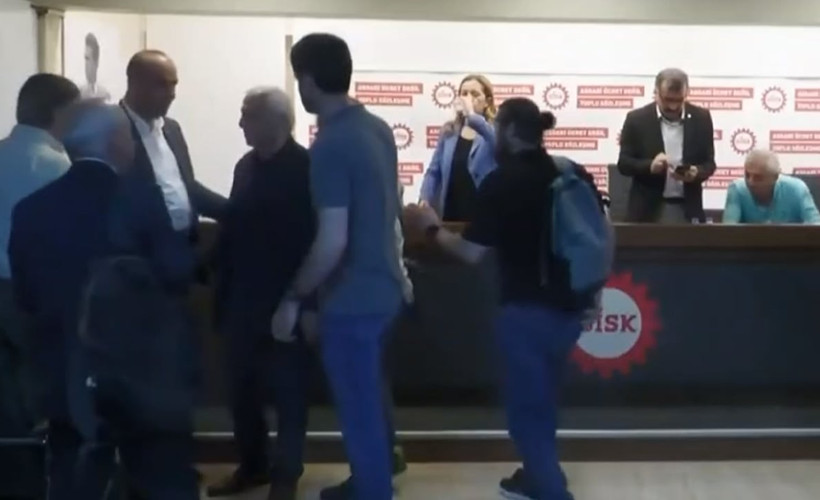DİSK yöneticisinden gazeteciye 'fotoğraf' engellemesi: Gelme lan bir daha