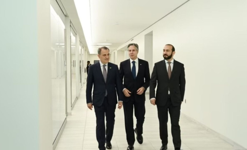 Blinken, Azerbaycan ve Ermenistan dışişleri bakanlarıyla görüştü