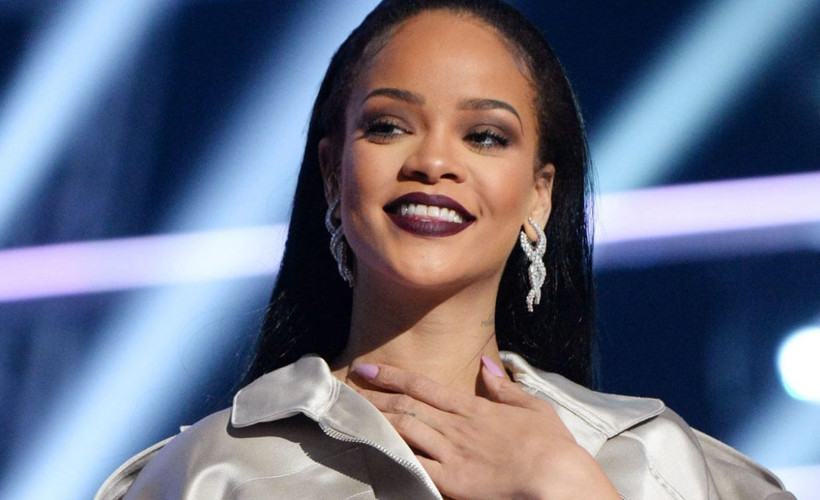 Yıllardır yeni albüm çıkarmayan Rihanna hala zirvede: Spotify'da dinlenme rekoru kırdı