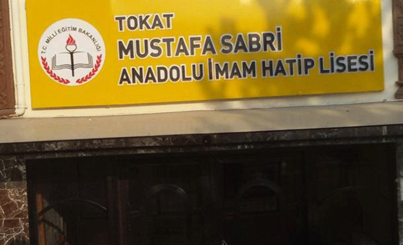 Atatürk'e ölüm fetvası veren şeyhülislamın adı okula verildi