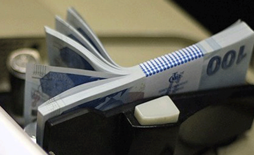 Bütçe ekimde 3.3 milyar TL açık verdi