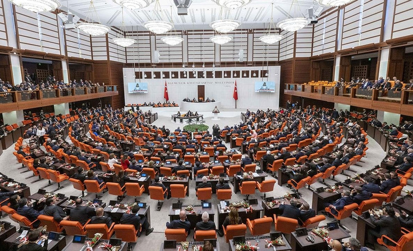 12 milletvekiline ait 15 dokunulmazlık dosyası Meclis'te: Özgür Özel de var