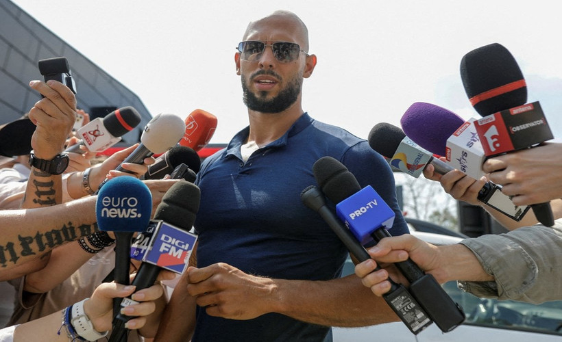 Sosyal medya ünlüsü Andrew Tate'in Romanya'daki ev hapsi kaldırıldı