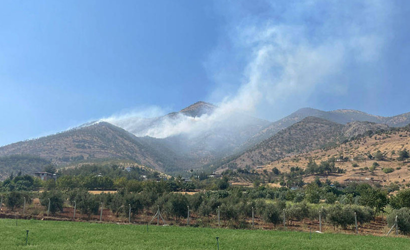 Maraş'ta orman yangını: Havadan ve karadan müdahale sürüyor
