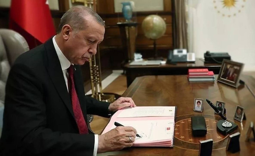 Erdoğan'dan gece yarısı atama ve görevden alma: Tan Sağtürk'e yeni görev