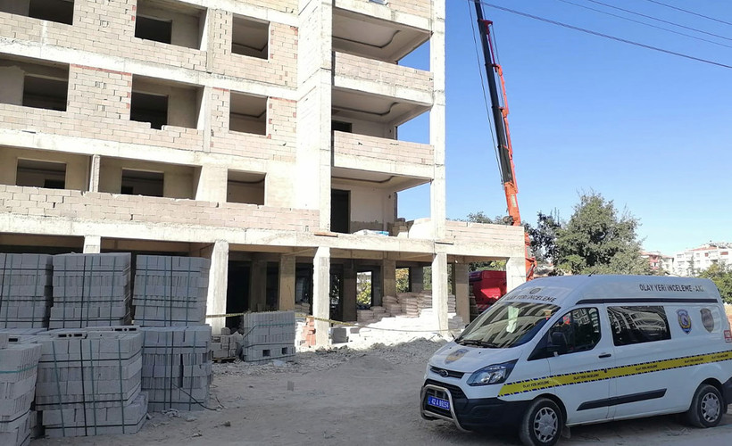 Konya'da inşaattan düşen işçi öldü