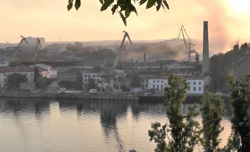 Rus donanmasının Sivastopol'deki karargahı vuruldu, bir asker kayıp: Ukrayna saldırının sorumluğunu üstlendi