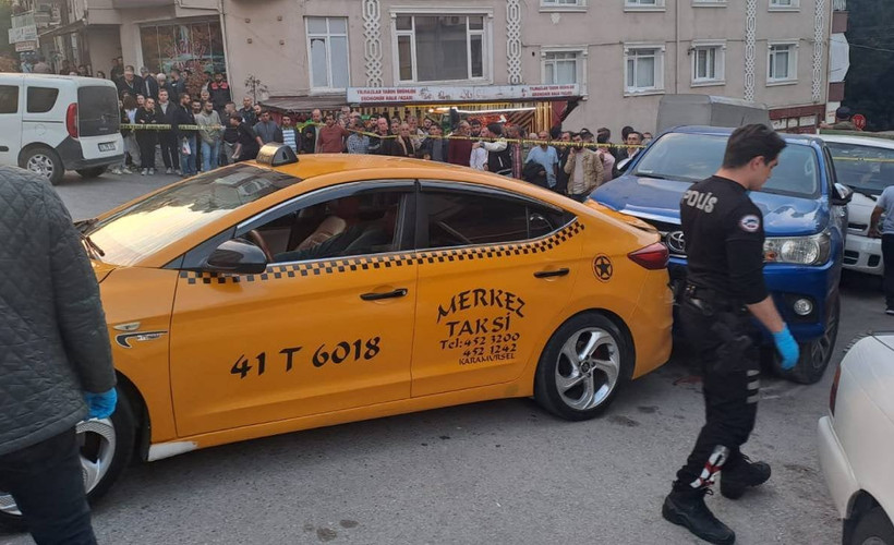 Kocaeli'de bir taksici, aracında başından vurularak öldürüldü
