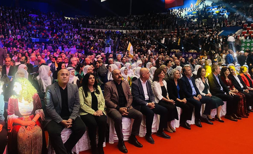 Tutuklu siyasetçilerden kongreye mesaj: Savaşa ve tecride ‘hayır’ diyoruz
