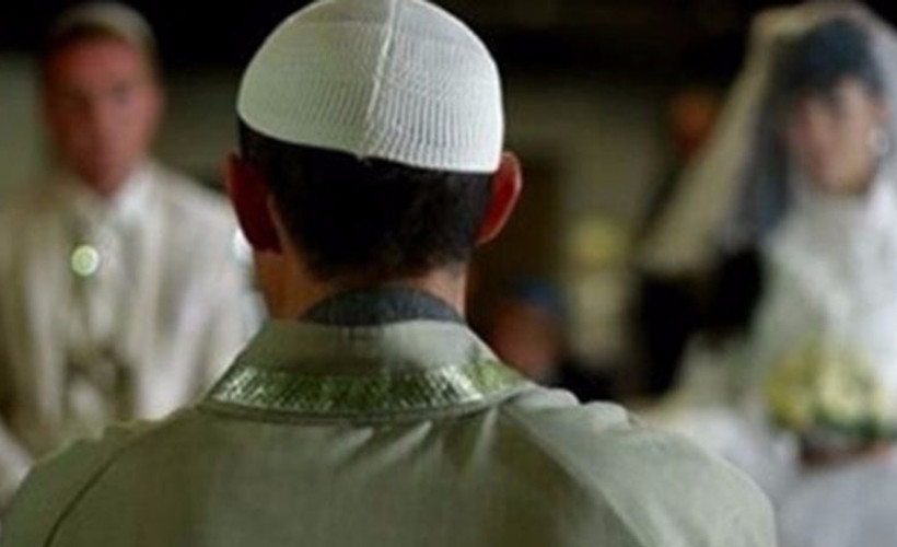 Diyanet'ten yeni skandal: 'Boşsun deyince boşanılır'