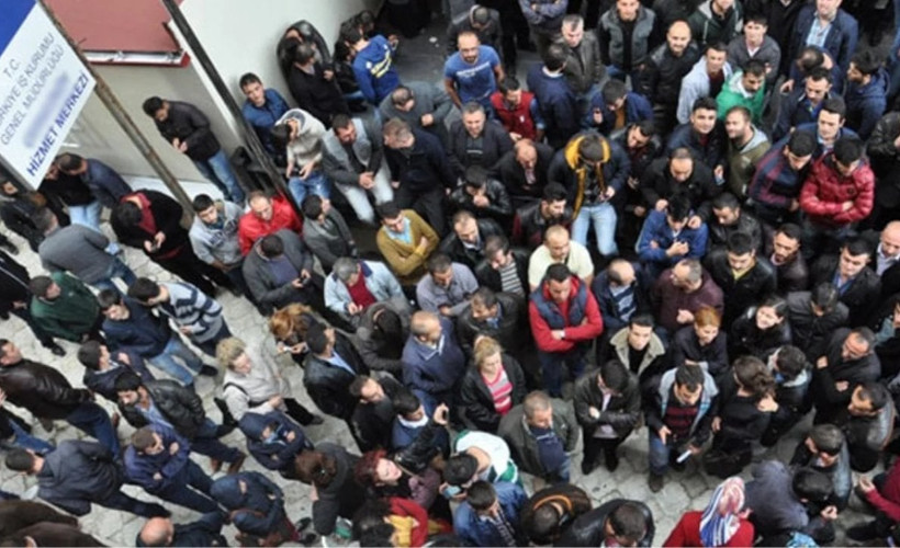 İşsiz sayısı kasımda 115 bin kişi arttı