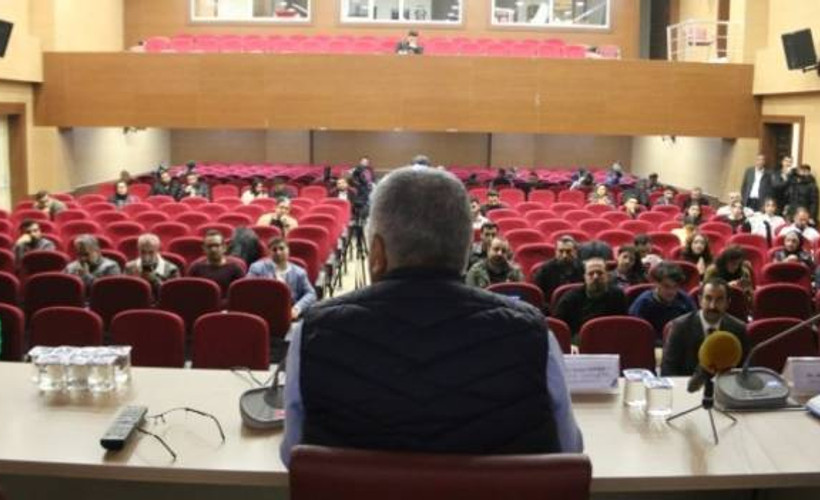 Urfa'da mevsimlik tarım işçiliği tartışıldı: 'Sorun ve çözüm Kürt sorunuyla paralel'