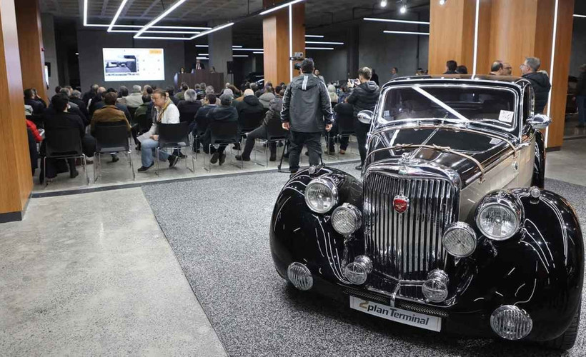Klasik araç müzayedesinde 15 milyon 350 bin liralık satış