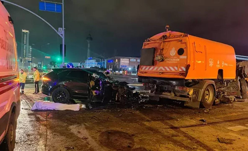 Esenyurt'ta trafik kazasında iki kişi öldü, iki kişi yaralandı