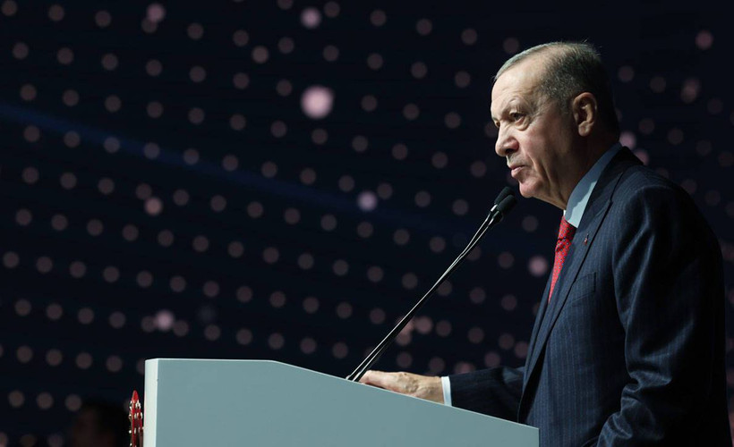 Erdoğan açıklayacaktı: Gazeteci Nevzat Çiçek, AKP aday listesini paylaştı