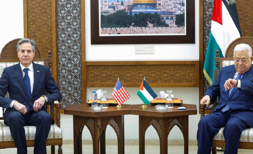 İsrail'in Gazze katliamlarının gölgesinde Abbas-Blinken görüşmesi gergin geçti