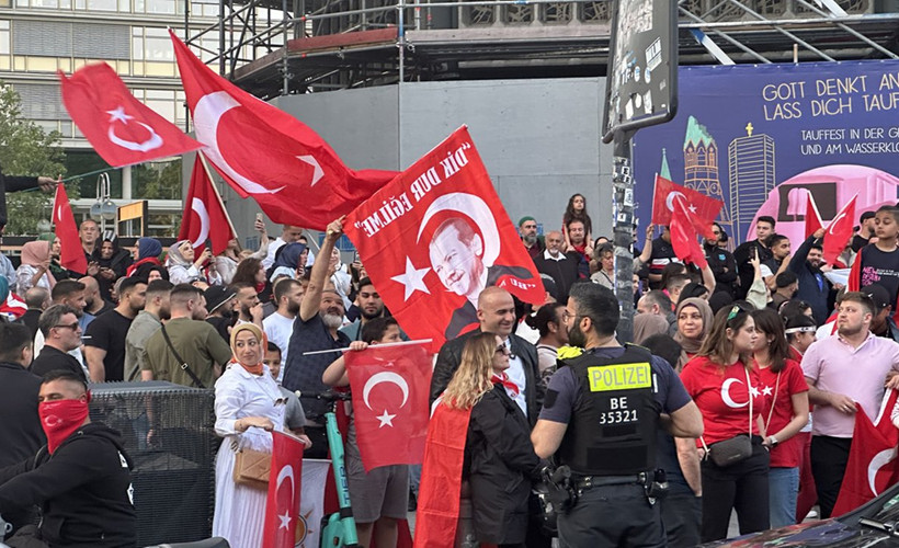 Almanya siyasetinde 'DAVA' alarmı: 'Erdoğan'ın şubesine ihtiyaç yok'