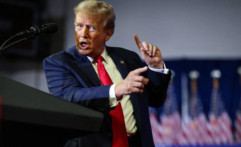 Trump'a dava açan başsavcı hakkındaki 'romantik ilişki' davası tartışmalı geçti