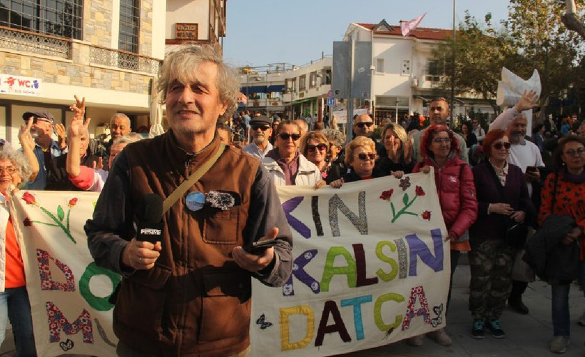 Datça Yat Limanı'na karşı çevre örgütlerinin mücadelesi sürüyor: 'Gerekirse kamyonların önüne yatacağız'