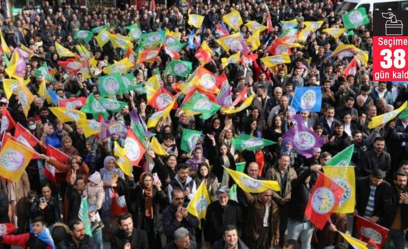 DEM Parti Bursa ve ilçelerinde eşbaşkan adaylarını açıkladı