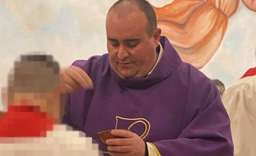 Mafya karşıtı rahip ölümden döndü: Ayinde içeceği şaraptan çamaşır suyu çıktı