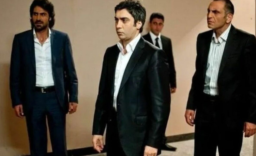 Kurtlar Vadisi’nin başrol oyuncusu yıllar sonra geri dönüyor! Anlaşmaya imza attı