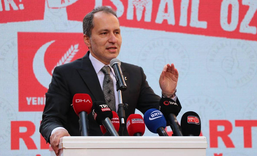 Yeniden Refah ile AKP'den eş zamanlı miting... Fatih Erbakan: Size biz kaybettirmiyoruz, rantçı belediyecilik kaybettiriyor