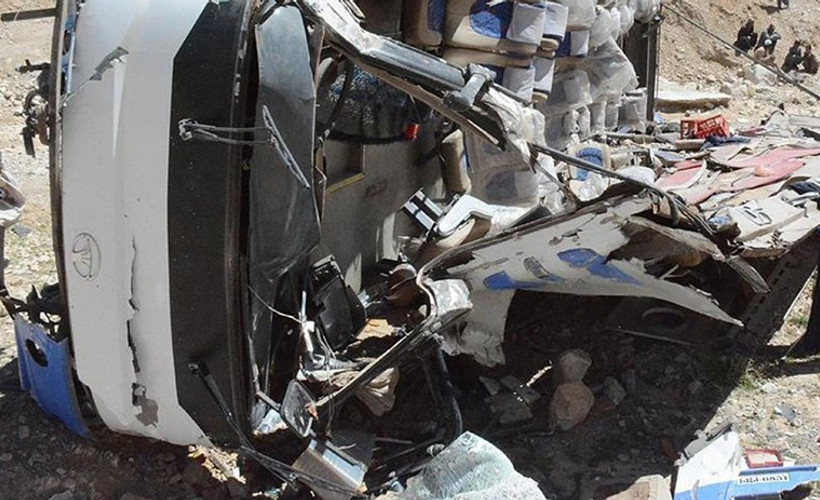 Filipinler'de trafik faciası: 20 ölü