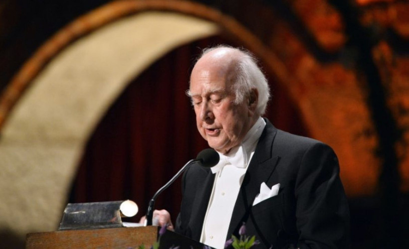 Nobel ödüllü fizikçi Peter Higgs, 94 yaşında vefat etti