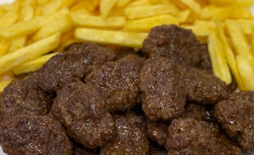 Köfte harcına eklerseniz köfteniz yumuşacık oluyor... Kuru olmaması için denemelisiniz..