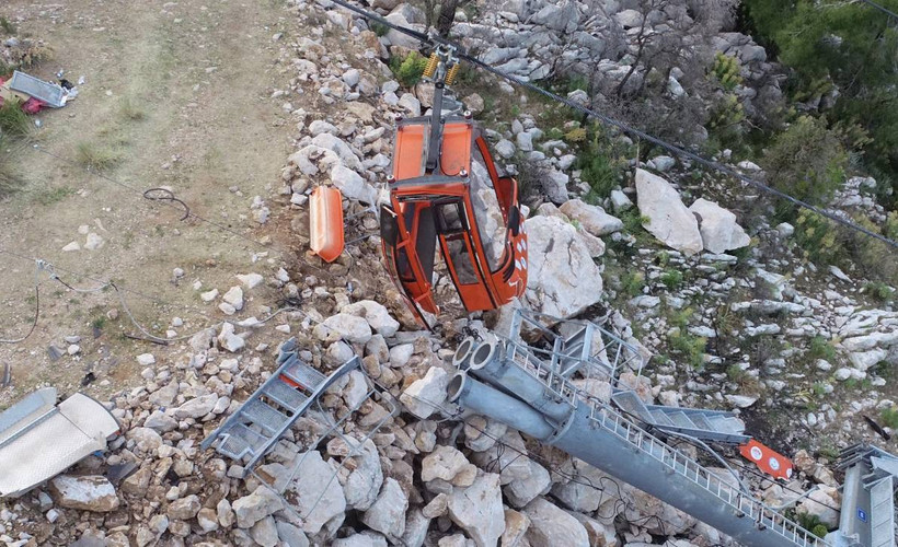 Antalya'da kazanın yaşandığı teleferiğin 36 kabini 5 gün sonra yere indirildi