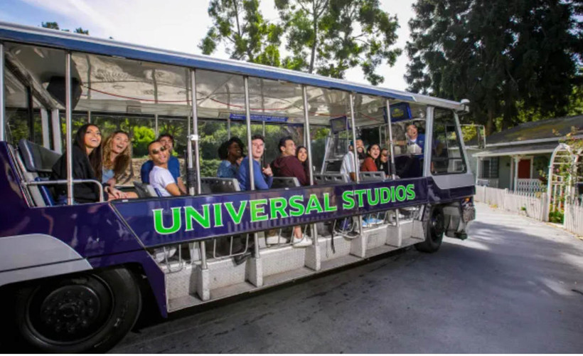 ABD'nin ünlü tema parkında tramvay kazası: 14 yaralı