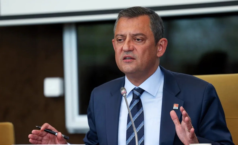 Özel'den kuvvetler ayrılığı mesajı: TBMM saygınlığının zedelendiği açıktır