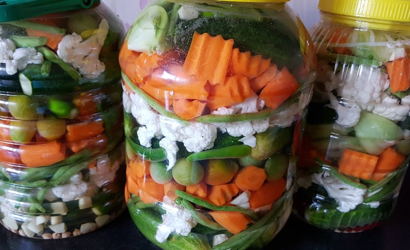 Kıtır kıtır turşular yapmak zor değil: İşte yılların turşucularının kullandığı o tüyolar