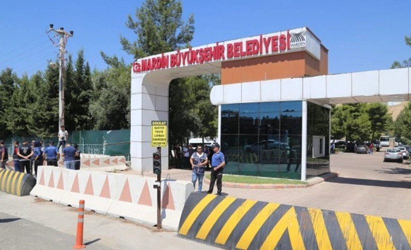 Kayyımın 'özel' harcamaları: Devlet büyüklerini 'ağırlama', AKP'li vekillerin uçak biletleri, hediyeler...