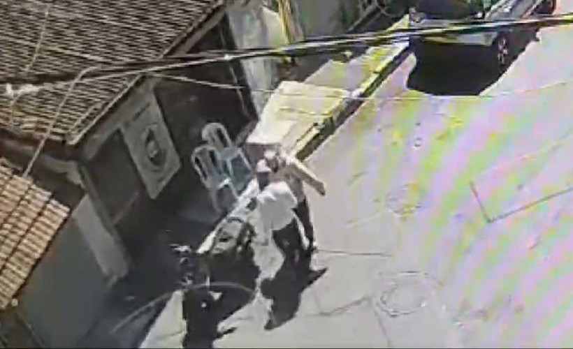 Tıraş ücretini fazla bulan müşteri berber dükkanına ateş etti
