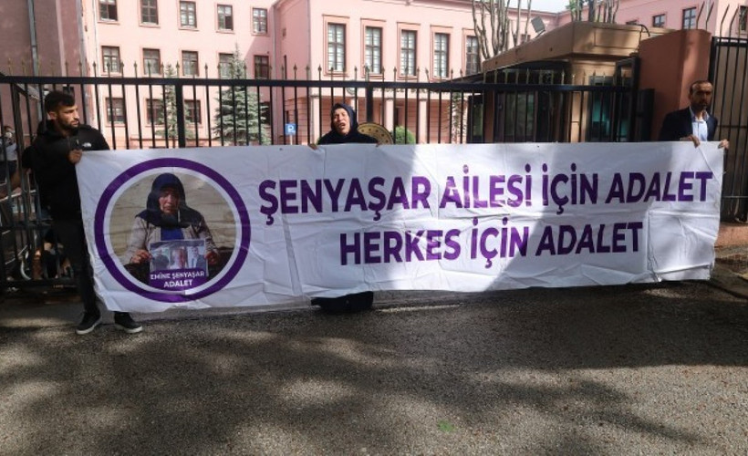 Emine Şenyaşar Adalet Bakanlığı önünde: Oğlumu bırakın