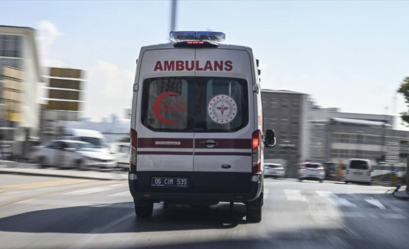 Antalya'da otomobilin çarptığı 15 yaşındaki çocuk öldü