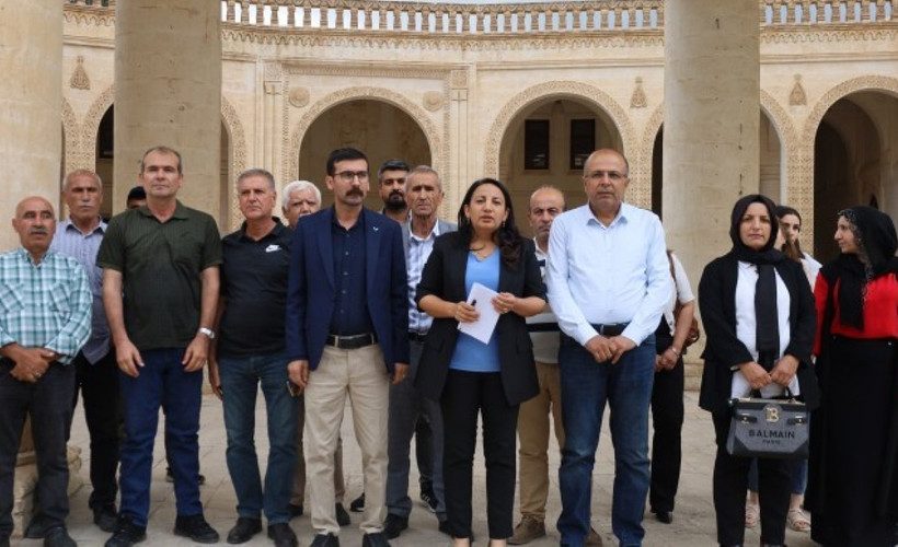 Kültür merkezinin seçim öncesi Valiliğe devredilmesine tepki