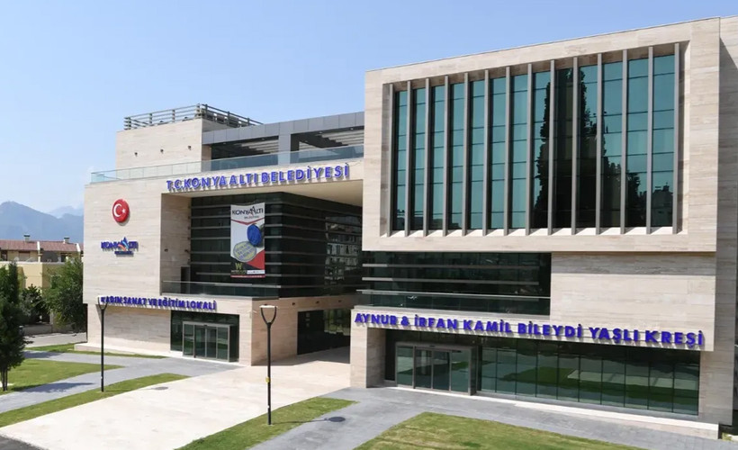 Konyaaltı'nda çifte skandal: Sahte diplomalı görevli zimmetine para geçirmiş