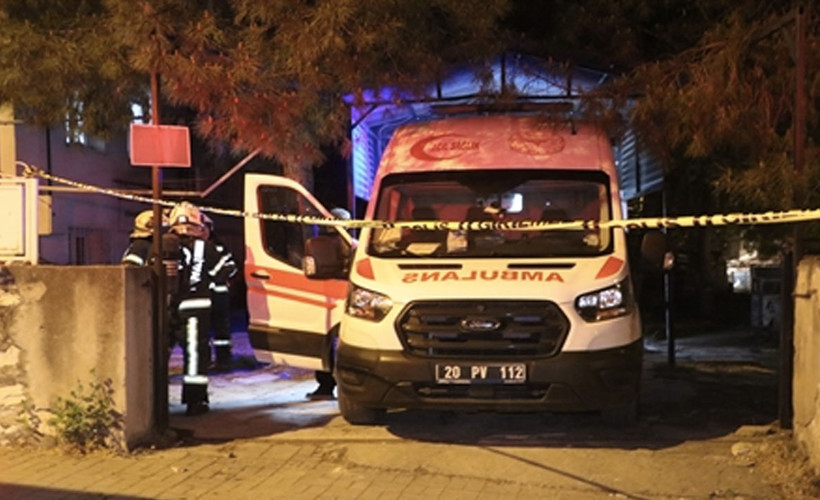 Ambulansta oksijen tüpü alev aldı: İki sağlıkçı yaralandı