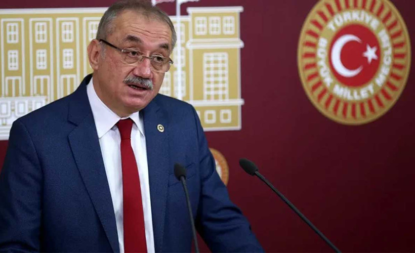 İYİ Parti'nin ilk TBMM Grup Başkanı İsmail Tatlıoğlu, partisinden istifa etti