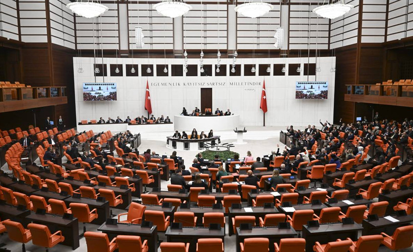 Dokunulmazlık dosyaları Meclis Başkanlığı'na sunuldu