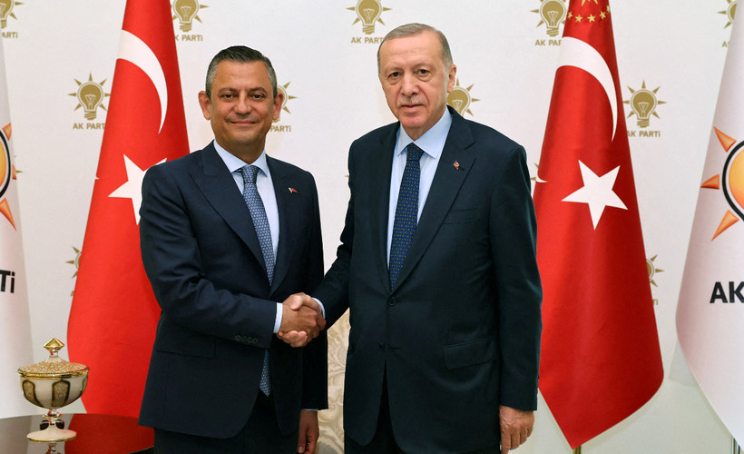 Özgür Özel: Yeni anayasa için masaya çok uzağız
