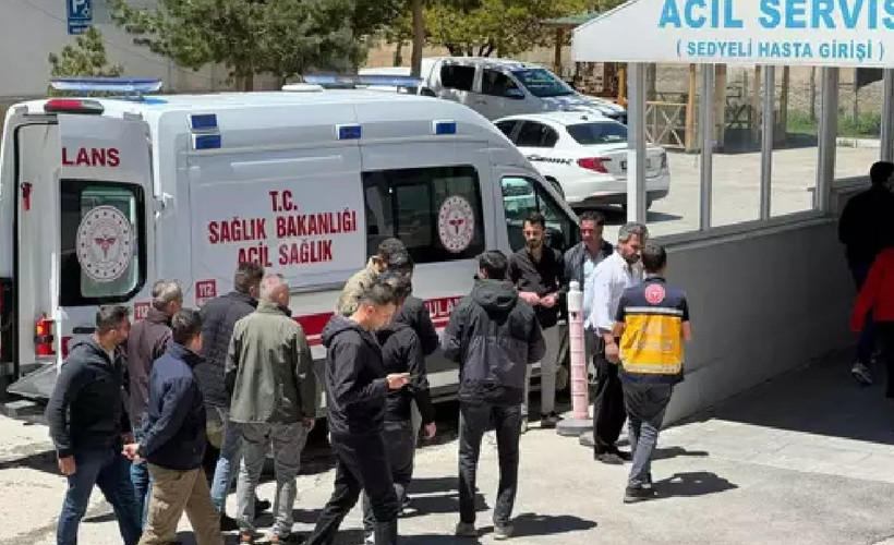 Van'da askeri araç devrildi: Altısı ağır, 11 yaralı