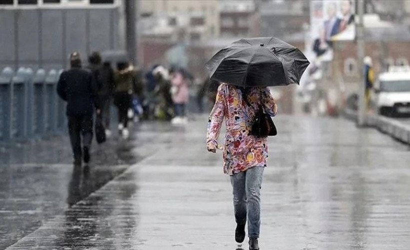 Meteoroloji’den sağanak yağış ve toz taşınımı uyarısı: Sel ve su baskını karşı tedbirli olunmalı