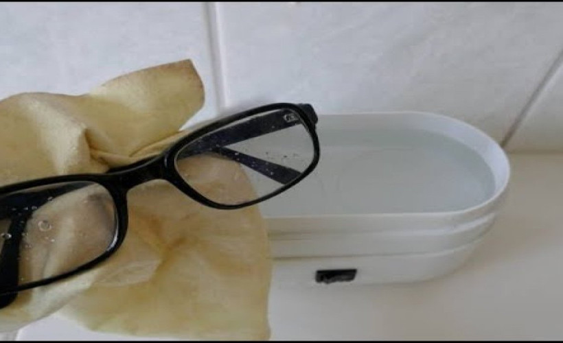 Gözlük camlarında oluşan çizikler nasıl giderilir? İşte gözlük camlarını çiziklerden kurtaran yöntem
