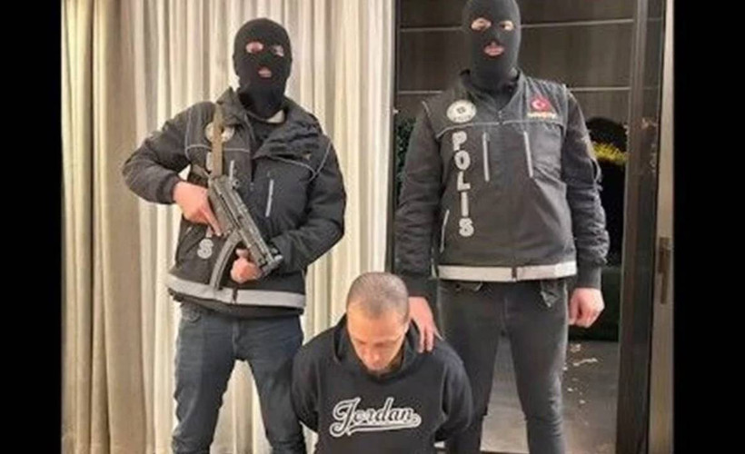 Kırmızı bültenle aranan iki uyuşturucu baronu İstanbul'da yakalandı