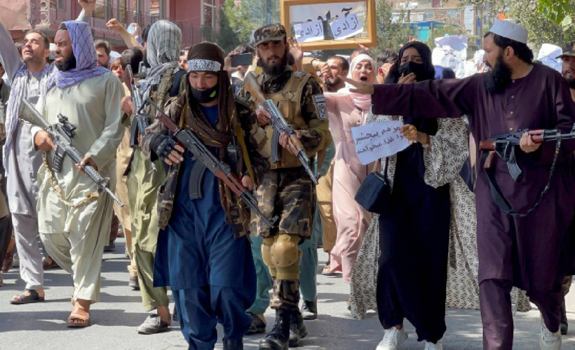 Rusya'da bakanlıklar, Putin'e, Taliban'ın 'terör örgütleri' listesinden çıkarılmasını tavsiye etti